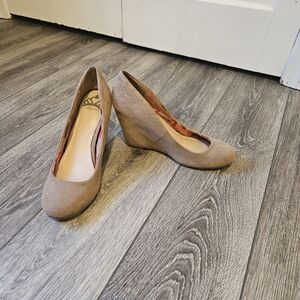 Elegant Tan Wedge Heels